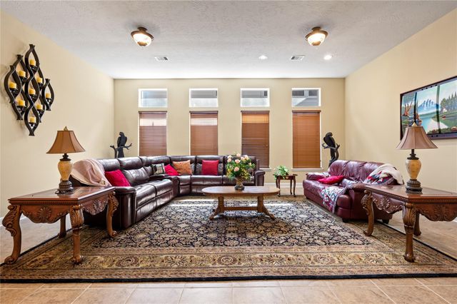 9522 Alabaster Oaks Lane, Humble, TX 77396