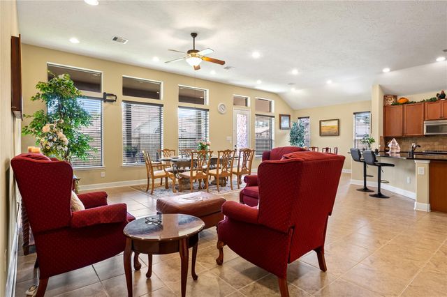 9522 Alabaster Oaks Lane, Humble, TX 77396