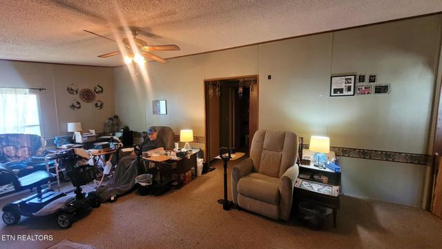 1794 Holloway Ridge Rd, Spring City, TN 37381