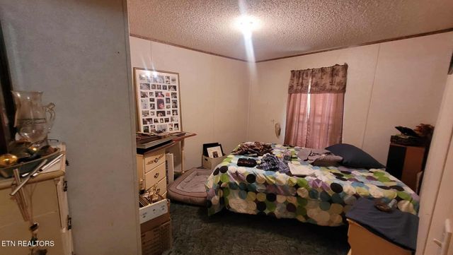 1794 Holloway Ridge Rd, Spring City, TN 37381