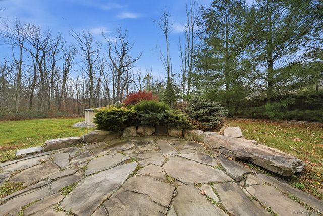 21 Hoeppner Drive, Wurtsboro, NY 12790