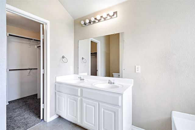 1212 Barrel Run, Fort Worth, TX 76052