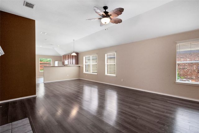 1212 Barrel Run, Fort Worth, TX 76052