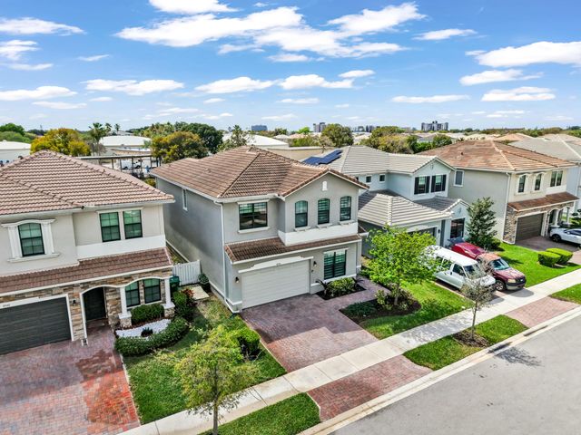 8550 NW 39th Court, Coral Springs, FL 33065