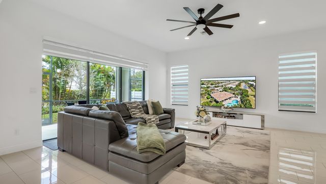 8550 NW 39th Court, Coral Springs, FL 33065