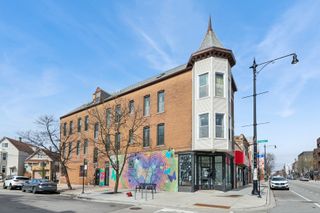 2912 N Milwaukee Avenue, Chicago, IL 60618