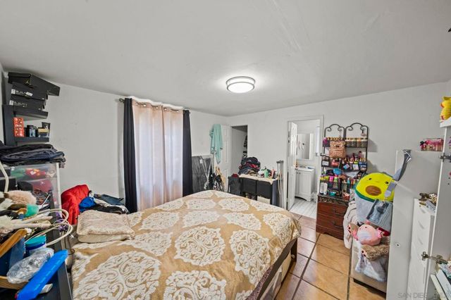 1916 S 43rd St, San Diego, CA 92113
