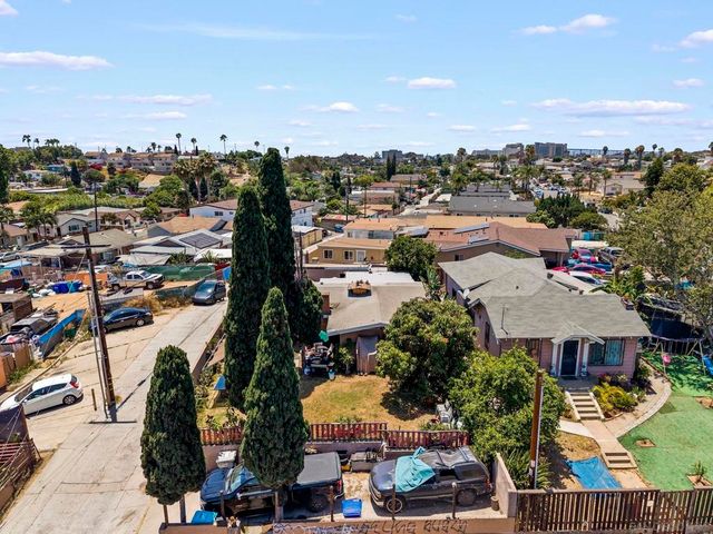 1916 S 43rd St, San Diego, CA 92113
