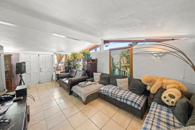 1916 S 43rd St, San Diego, CA 92113