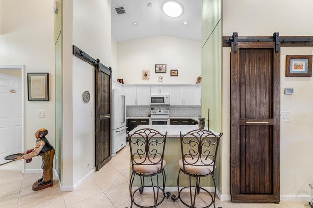 2356 Windjammer Way, West Palm Beach, FL 33411