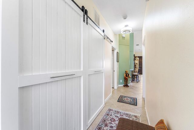 2356 Windjammer Way, West Palm Beach, FL 33411