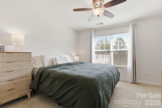 2814 Avalon Loop Road, Charlotte, NC 28269