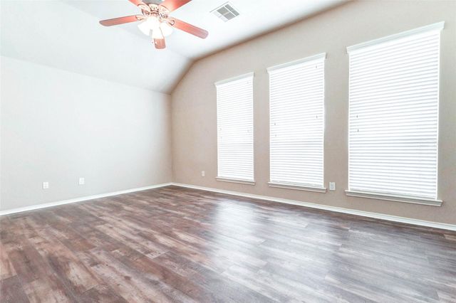 25839 Riverside Creek Drive, Richmond, TX 77406