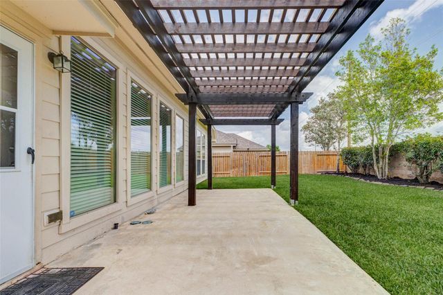 25839 Riverside Creek Drive, Richmond, TX 77406