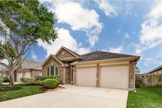 25839 Riverside Creek Drive, Richmond, TX 77406