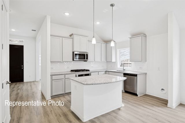 4372 Biddle Street, Midlothian, TX 76065