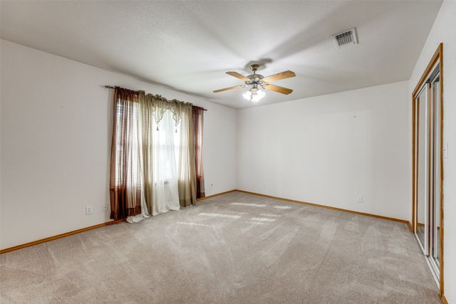 15 Cumberland Circle, Denison, TX 75021