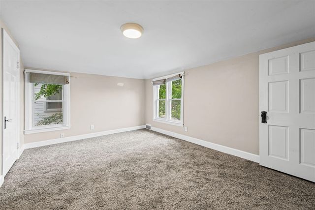 6953 Mayburn Street, Dearborn Heights, MI 48127