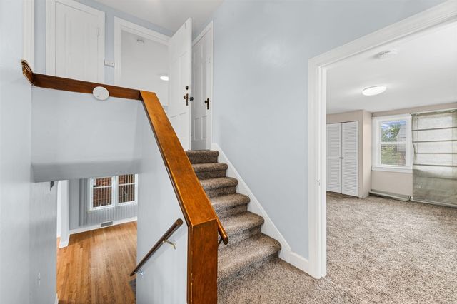6953 Mayburn Street, Dearborn Heights, MI 48127