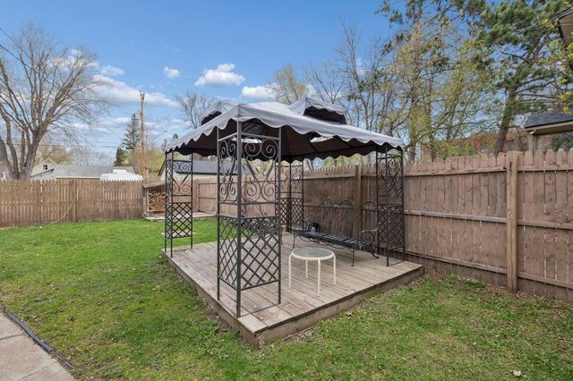 1415 Oak Street, Brainerd, MN 56401