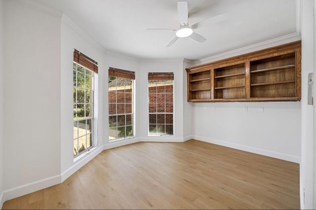 6650 Camptown Circle, Houston, TX 77069
