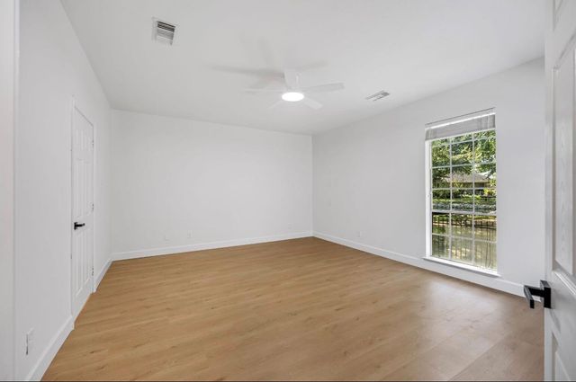 6650 Camptown Circle, Houston, TX 77069