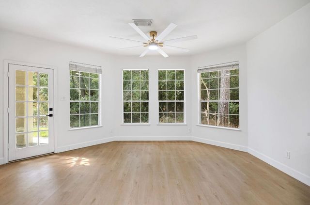 6650 Camptown Circle, Houston, TX 77069
