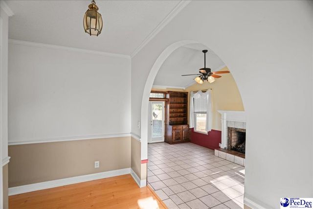 2645 Claussen Rd, Florence, SC 29501