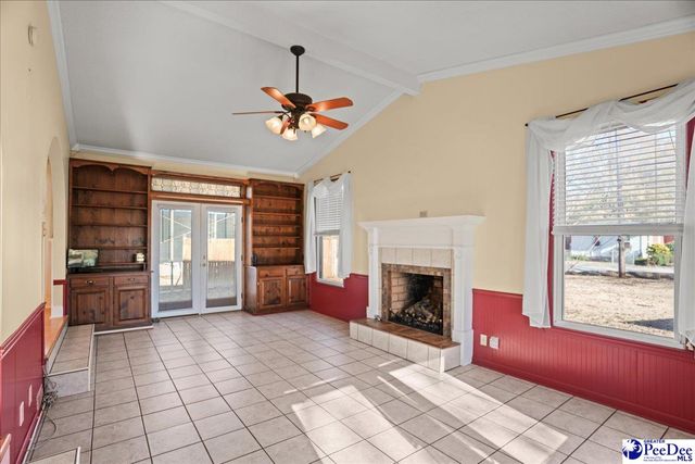 2645 Claussen Rd, Florence, SC 29501