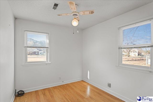 2645 Claussen Rd, Florence, SC 29501