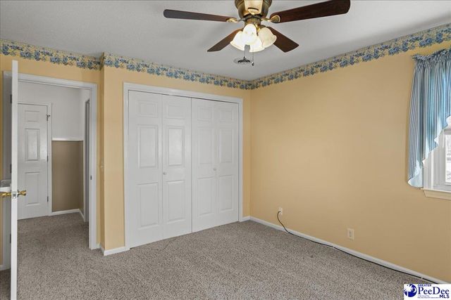 2645 Claussen Rd, Florence, SC 29501