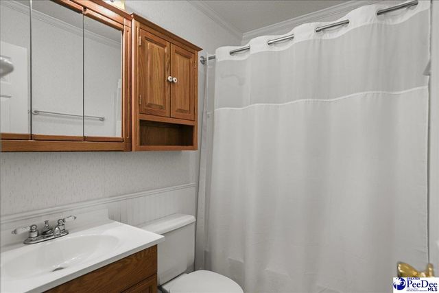 2645 Claussen Rd, Florence, SC 29501