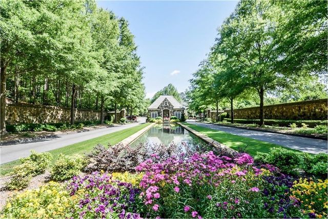 1620 High Trail, Atlanta, GA 30339