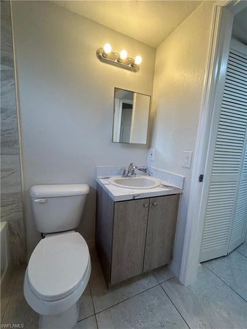 3754 Lora ST # 1, Fort Myers, FL 33916