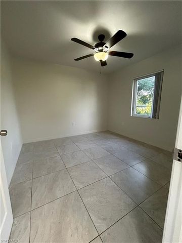 3754 Lora ST # 1, Fort Myers, FL 33916