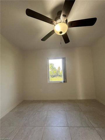 3754 Lora ST # 1, Fort Myers, FL 33916