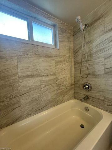 3754 Lora ST # 1, Fort Myers, FL 33916