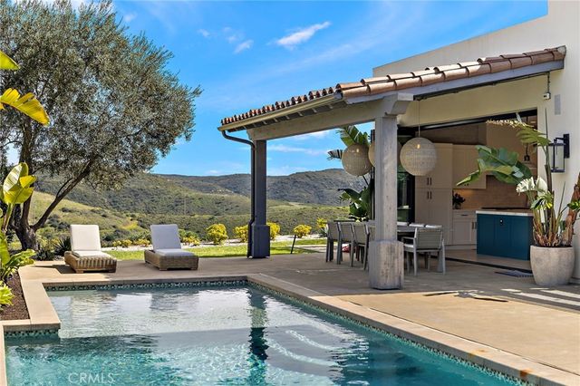 17 Water Port, Newport Coast, CA 92657