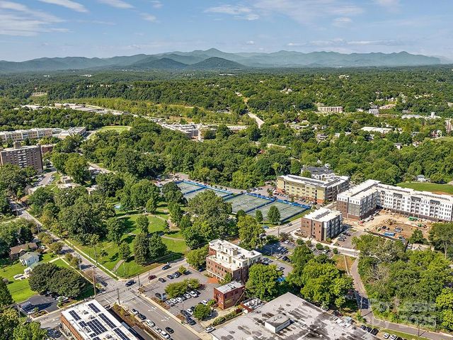 53 S French Broad Avenue 101, Asheville, NC 28801