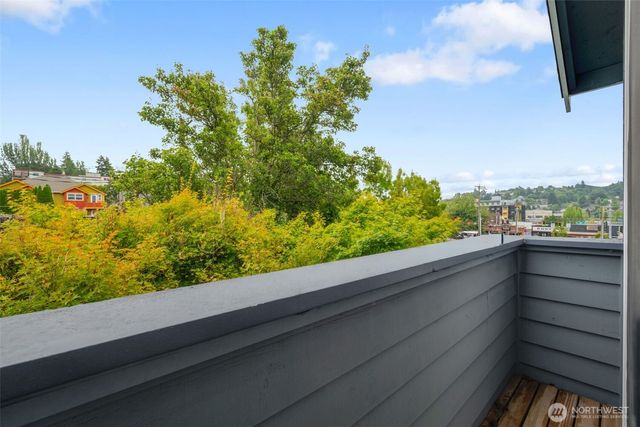 3619 Dayton Avenue N, Seattle, WA 98103