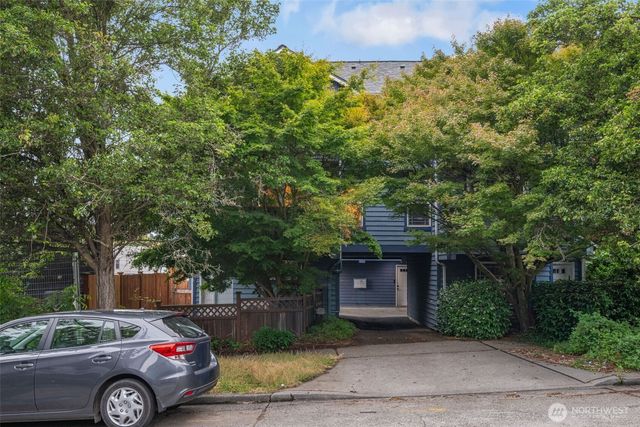3619 Dayton Avenue N, Seattle, WA 98103