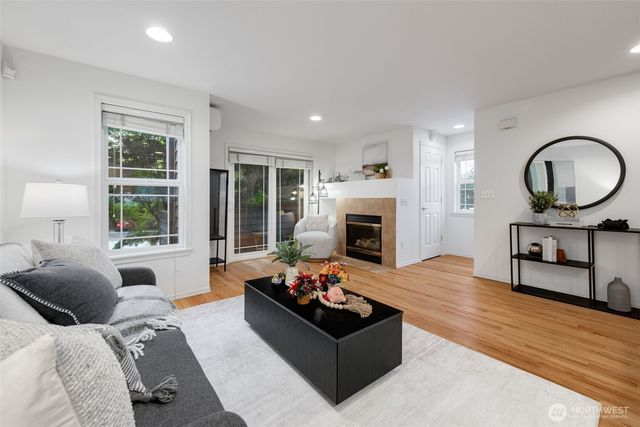 3619 Dayton Avenue N, Seattle, WA 98103
