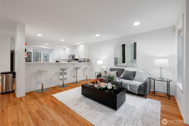 3619 Dayton Avenue N, Seattle, WA 98103
