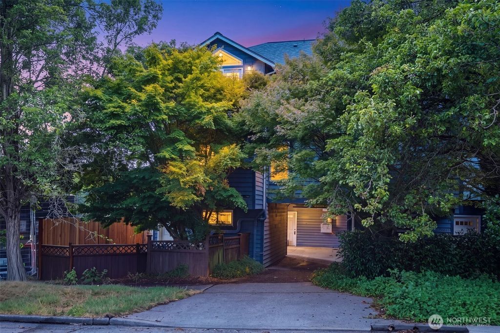 3619 Dayton Avenue N, Seattle, WA 98103
