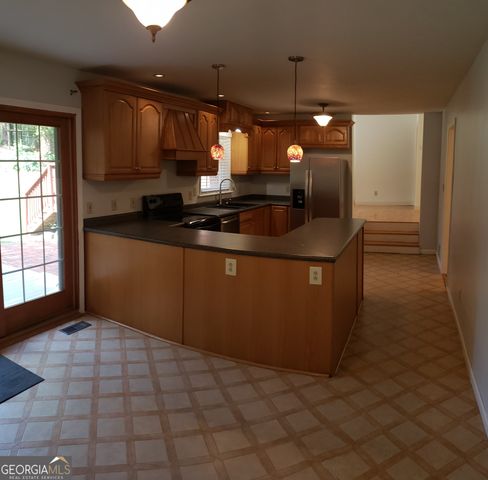 3662 Rock Springs Drive SW, Smyrna, GA 30082