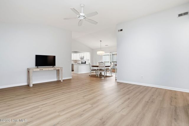 6043 Cedar Ridge Drive, Wilmington, NC 28405