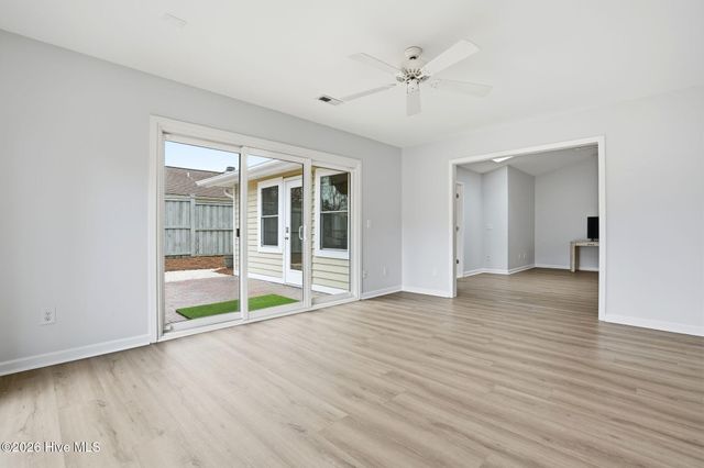 6043 Cedar Ridge Drive, Wilmington, NC 28405