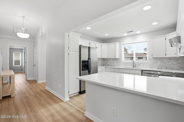 6043 Cedar Ridge Drive, Wilmington, NC 28405