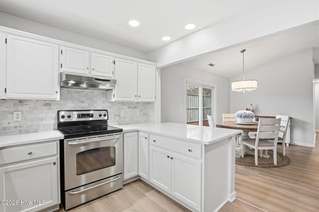 6043 Cedar Ridge Drive, Wilmington, NC 28405