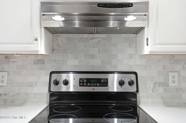 6043 Cedar Ridge Drive, Wilmington, NC 28405